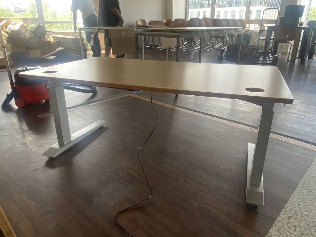 Table montante 3.webp