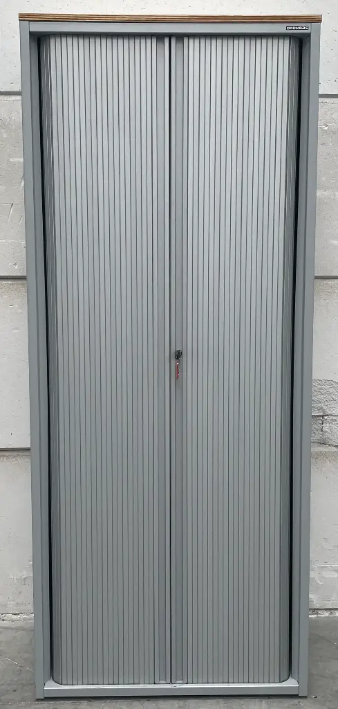 Armoire Haute à volet Dromeas 