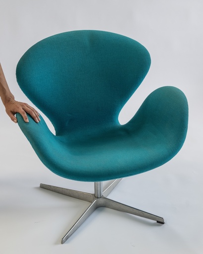 Swan zetel by Fritz Hansen