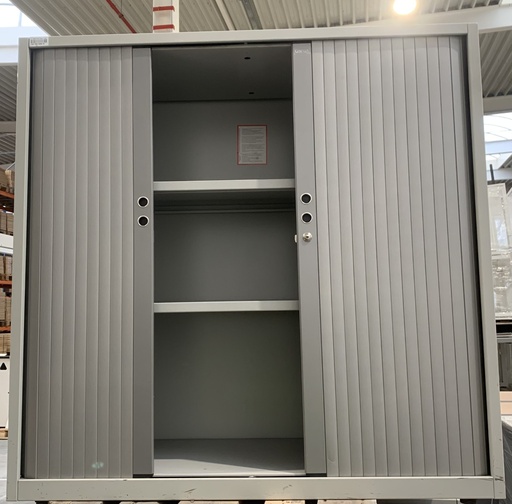 Armoire basse à rideaux Gispen avec clefs