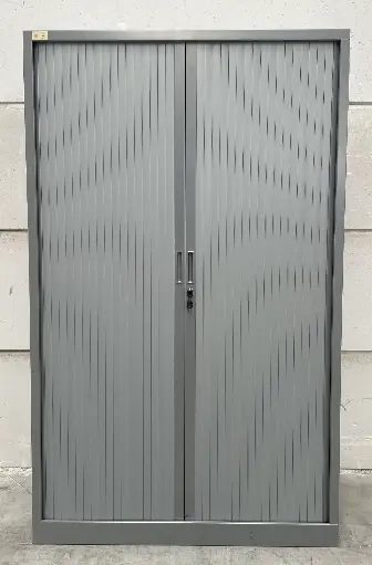 Armoire Haute à volet 